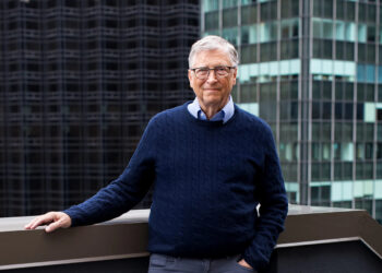 Ο Μπιλ Γκέιτς υπερασπίστηκε την ταχεία αύξηση της χρήσης ενέργειας που προκαλείται από την Τεχνητή Νοημοσύνη