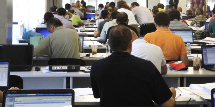 Το Υπουργείο Εσωτερικών, σε συνεργασία με την Google και το Εθνικό Κέντρο Δημόσιας Διοίκησης και Αυτοδιοίκησης, ξεκίνησε με επιτυχία μια ολοκληρωμένη εκπαιδευτική πρωτοβουλία με τίτλο «Όλοι για Όλους.