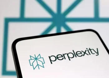 η Perplexity έχει «αδικαιολόγητα πλουτίσει» χρησιμοποιώντας την «εκφραστική, προσεκτικά γραμμένη και ερευνημένη και επιμελημένη δημοσιογραφία του εκδότη χωρίς άδεια», γεγονός που παραβιάζει τους νόμους περί πνευματικών δικαιωμάτων.