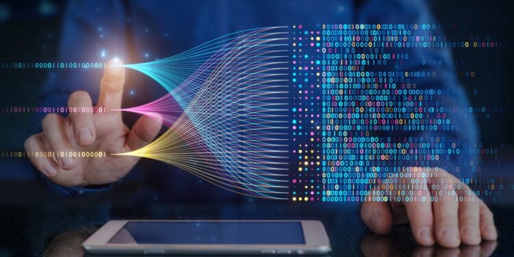 Φανταστείτε κάποιον που είναι σπουδαίος στη ζωγραφική τοπίων και αποφασίζει να στραφεί στα πορτραίτα. Κατανοεί τα βασικά - θεωρία χρωμάτων, πινέλο, προοπτική - αλλά τώρα πρέπει να προσαρμόσει τις δεξιότητές του για να αποτυπώσει εκφράσεις και συναισθήματα. Η πρόκληση είναι να διδάξει το μοντέλο το νέο έργο, διατηρώντας παράλληλα ανέπαφες τις υπάρχουσες δεξιότητές του. Επίσης, δεν θέλετε να αποκτήσει υπερβολική «εμμονή» με τα νέα δεδομένα και να χάσει τη μεγάλη εικόνα. Εδώ είναι που η ρύθμιση των υπερπαραμέτρων σώζει την κατάσταση.