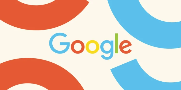 η Google επέκτεινε την πρόσβαση στη λειτουργία δημιουργίας εικόνων του μοντέλου Gemini 2.0 Flash, η οποία επιτρέπει στο μοντέλο να δημιουργεί και να επεξεργάζεται εγγενώς περιεχόμενο εικόνων. Πρόκειται για μια ισχυρή δυνατότητα, σύμφωνα με όλες τις εκτιμήσεις. Αλλά φαίνεται επίσης να έχει λίγες προστατευτικές μπάρες. Το Gemini 2.0 Flash θα δημιουργήσει αδιαμαρτύρητα εικόνες που απεικονίζουν διασημότητες και χαρακτήρες που προστατεύονται από πνευματικά δικαιώματα και - όπως αναφέρθηκε προηγουμένως - θα αφαιρέσει υδατογραφήματα από υπάρχουσες φωτογραφίες. Όπως σημείωσαν αρκετοί χρήστες του X και του Reddit, το Gemini 2.0 Flash δεν θα αφαιρεί απλώς τα υδατογραφήματα, αλλά θα προσπαθεί να συμπληρώσει τυχόν κενά που δημιουργούνται από τη διαγραφή ενός υδατογραφήματος. Αυτό το κάνουν και άλλα εργαλεία με τεχνητή νοημοσύνη, αλλά το Gemini 2.0 Flash φαίνεται να είναι εξαιρετικά ικανό σε αυτό - και δωρεάν στη χρήση.