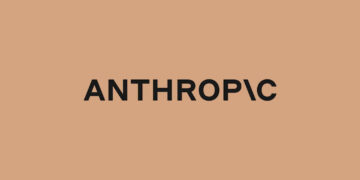 Η Anthropic, μια καινοτόμος εταιρεία στον τομέα της τεχνητής νοημοσύνης, ανακοίνωσε πρόσφατα μια σημαντική αναβάθμιση για το chatbot της, Claude. Πλέον, το Claude έχει τη δυνατότητα να αναζητά πληροφορίες στο διαδίκτυο, μια λειτουργία που μέχρι πρότινος δεν ήταν διαθέσιμη. Η δυνατότητα αυτή είναι προς το παρόν διαθέσιμη σε δοκιμαστική μορφή για τους πληρωμένους χρήστες στις Ηνωμένες Πολιτείες, ενώ σύντομα θα είναι προσβάσιμη και για τους δωρεάν χρήστες, καθώς και σε περισσότερες χώρες. Οι χρήστες μπορούν να ενεργοποιήσουν την αναζήτηση στο διαδίκτυο μέσω των ρυθμίσεων προφίλ τους στην εφαρμογή ιστού του Claude. Το Claude, χρησιμοποιώντας το τελευταίο μοντέλο της Anthropic, Claude 3.7 Sonnet, μπορεί να αναζητήσει πληροφορίες σε διάφορους ιστότοπους για να παρέχει πιο ενημερωμένες απαντήσεις.