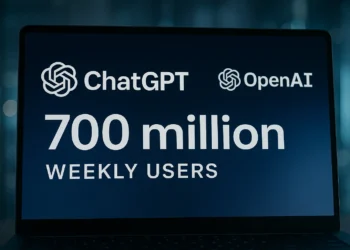 Η OpenAI ανακοίνωσε ότι το ChatGPT φτάνει τους 700 εκατομμύρια εβδομαδιαίους χρήστες, με τετραπλασιασμό σε σχέση με πέρυσι. Η επιτυχία οφείλεται σε νέες λειτουργίες (όπως εικόνες μέσω GPT-4), αύξηση των επιχειρηματικών συνδρομών σε 5 εκατομμύρια και ετήσια έσοδα που φτάνουν τα $13 δισ.. Παράλληλα, εξασφάλισε $8,3 δισ. από επενδυτές για περαιτέρω ανάπτυξη και ετοιμάζει την κυκλοφορία του GPT-5.