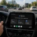 Το Gemini φτάνει μαζικά στο Android Auto, με διχασμό.