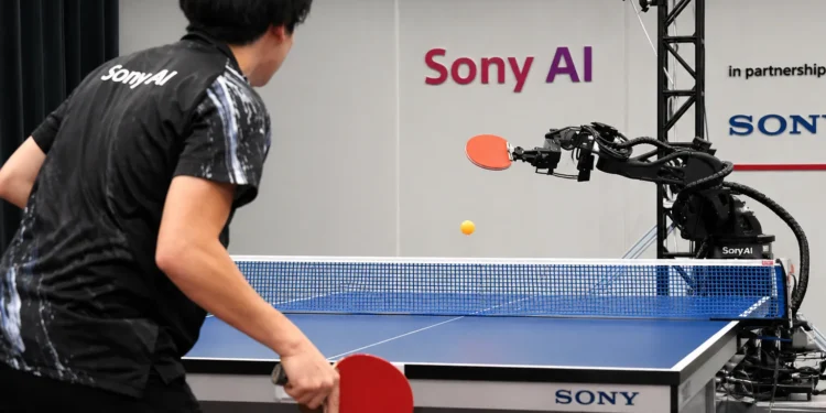 Ρομπότ Sony AI νικά παίκτες στο πινγκ πονγκ. Ρομπότ της Sony AI κερδίζει παίκτες, ενώ ανθρωποειδές ρομπότ κερδίζει αγώνα στο Πεκίνο.