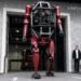 Η κινεζική εταιρεία Unitree Robotics παρουσίασε το GD01, ένα επανδρωμένο ρομπότ τύπου mecha που μπορεί να κινείται τόσο με δύο όσο και με τέσσερα πόδια. Το ρομπότ έχει ύψος 2,7 μέτρα, ζυγίζει περίπου 500 κιλά με τον πιλότο μέσα και η τιμή του ξεκινά από περίπου 574.000 δολάρια.