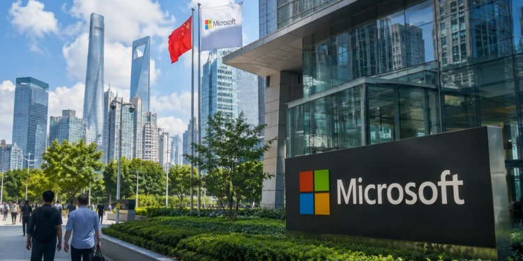Η Microsoft διαθέτει τα μοντέλα GPT της OpenAI στην Κίνα μέσω του Azure, εξυπηρετώντας μεγάλες κινεζικές εταιρείες όπως η ByteDance και η Tencent, ενώ παράλληλα φιλοξενεί και το κινεζικό μοντέλο DeepSeek.