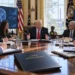 Ο πρόεδρος των ΗΠΑ Donald Trump ανακοίνωσε τη δημιουργία της Super Intelligence Force, μιας νέας ειδικής ομάδας που θα επικεντρωθεί στην Τεχνητή Νοημοσύνη και στη διατήρηση της ηγετικής θέσης των ΗΠΑ στην ανάπτυξη της συγκεκριμένης τεχνολογίας. Επικεφαλής της νέας ομάδας θα είναι ο Jay Clayton, Διευθυντής Εθνικών Πληροφοριών των ΗΠΑ. Η Super Intelligence Force θα αναφέρεται απευθείας στον Trump και στην προσωπάρχη του Λευκού Οίκου Susie Wiles. Στην ομάδα θα συμμετέχουν επίσης ο Andrew Ferguson, πρόεδρος της Federal Trade Commission (FTC), ο Emil Michael, αρμόδιος για θέματα Έρευνας και Μηχανικής στο αμερικανικό υπουργείο Άμυνας, και ο Scott Kupor, διευθυντής του Office of Personnel Management.